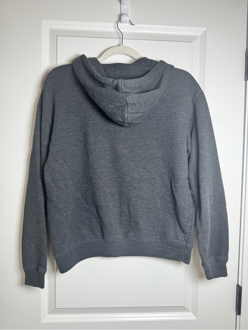 Men Sweater Subcategory Classification - Picture 3 of 6